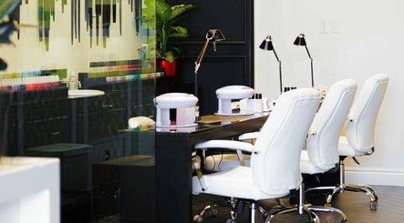 Bayside Salon and Spa图像2