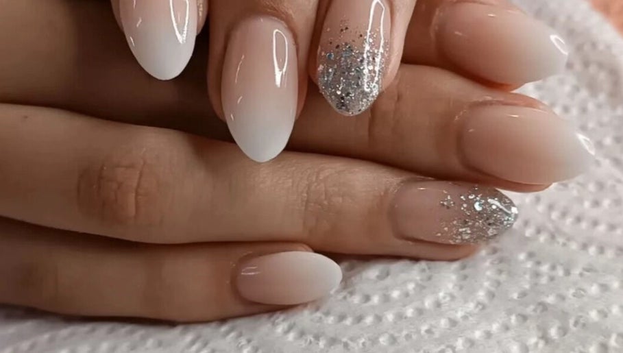 Aesthetics Nails and Massages image 1
