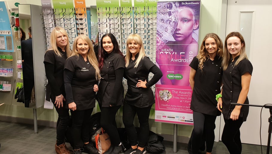 The Hair Lounge image 1