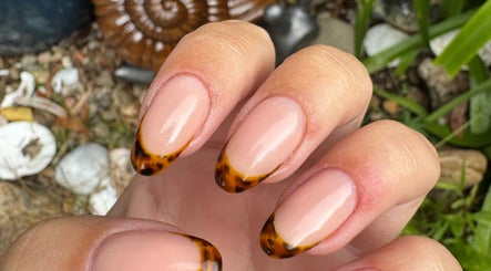 Myas Manicures