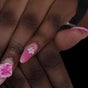 Le Nails Lay'd