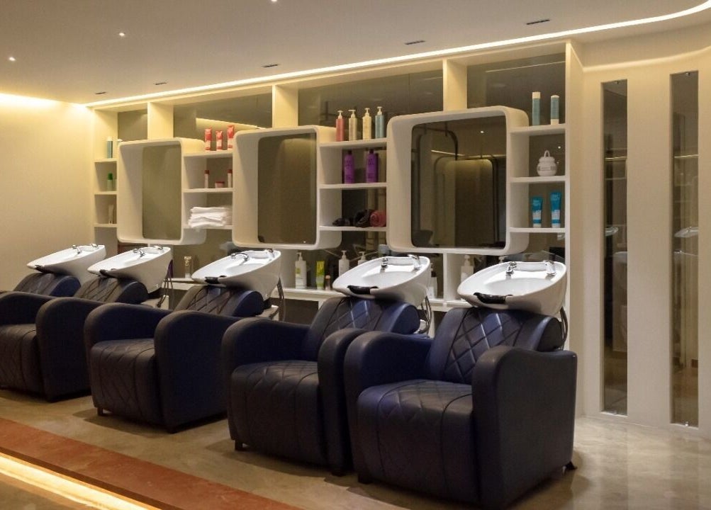 Luxurious wash stations at Eklipz Ladies Salon - Rajkot in Rajkot, Gujarat, IN with modern aesthetic design.