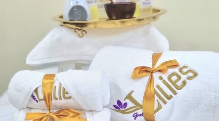 Golden Lilies Home Spa imagem 3