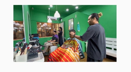 SNEAKYSNIPS BARBERSHOP image 2