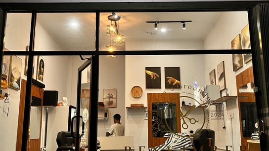 Rey Kimber Barbershop