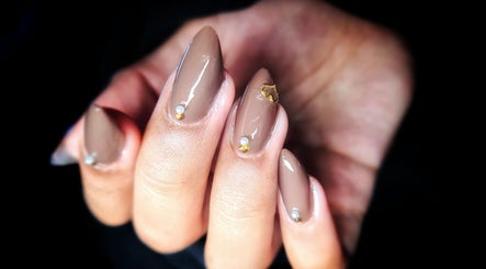 Aïma Nail Studio image 2