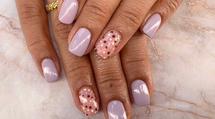 Belle Luxe Beauty image 3