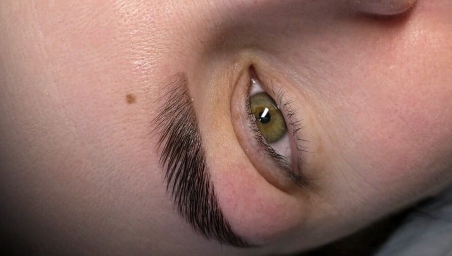 ToriBach Brows image 1