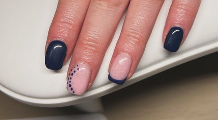 No 7 Nails, bilde 2