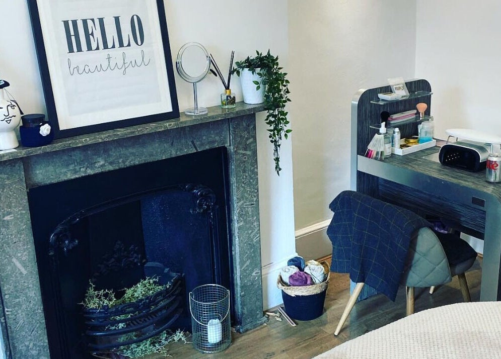 Stylish decor and beauty setup at The Lavender Lounge, Carlton In Lindrick, England, GB.