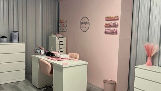 Glitz&GlamNailBar