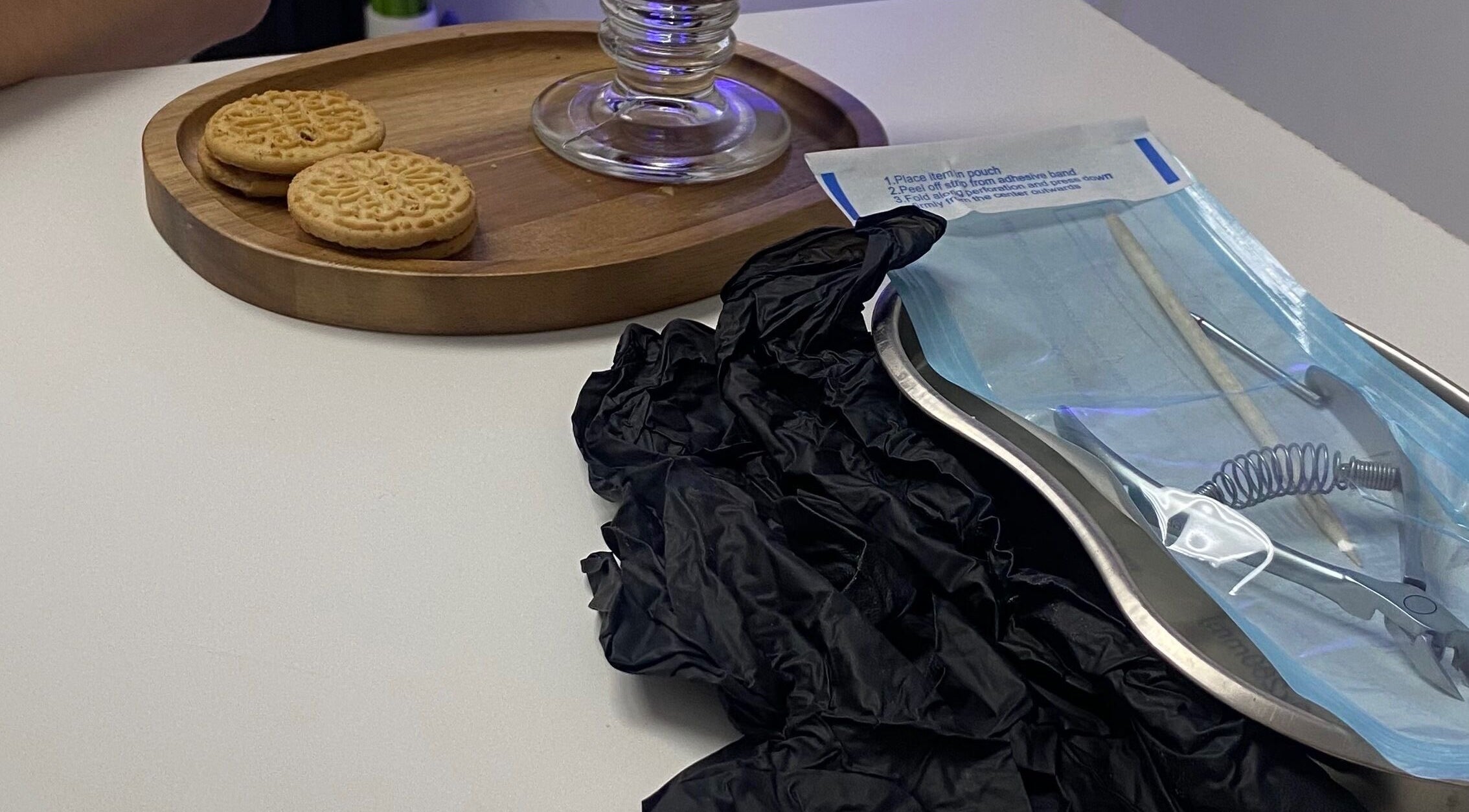 Equipo de belleza y galletas en YessiStudio.cl, Providencia, Región Metropolitana, CL.