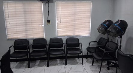 Comfortable salon seating at Jaycee's Beauty Empire, Petit Valley, Diego Martin Regional Corporation, TT.