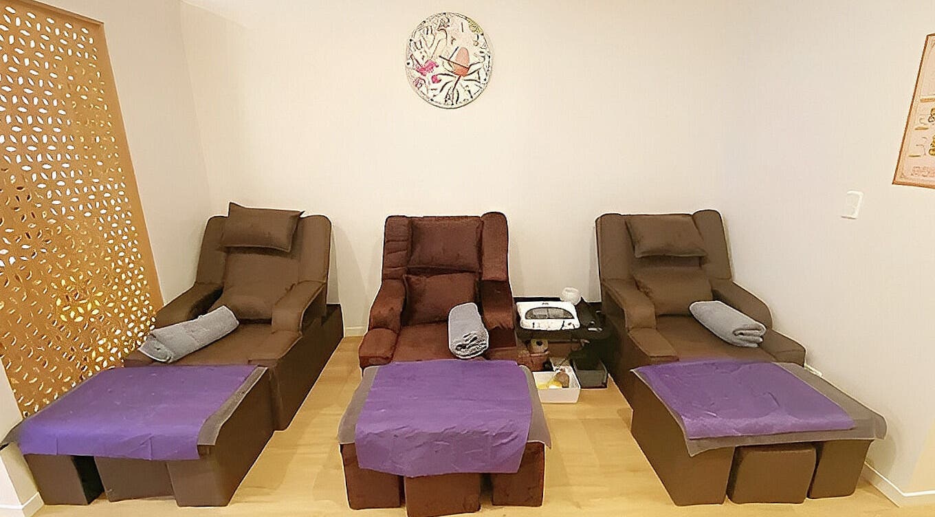 Relaxing massage chairs at Healing Hands Massage & Acupuncture, Brassall, Queensland, AU for holistic wellness.