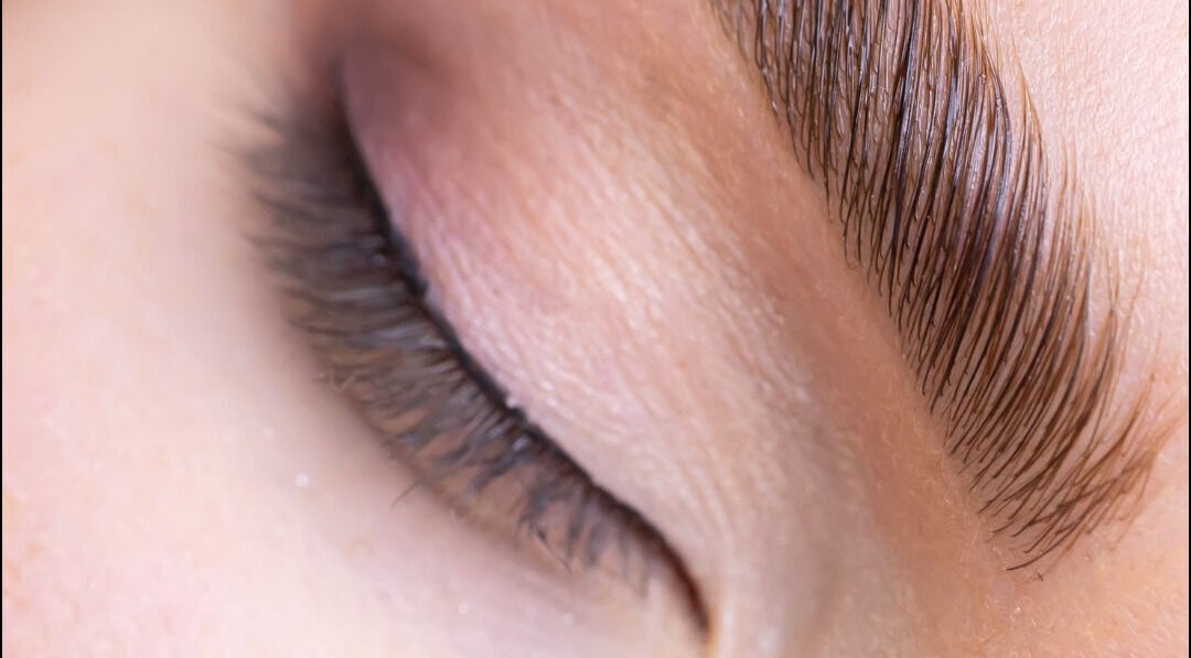 Close-up of beautifully sculpted eyebrow at Eléve Style Lash Brow Nail Bar/R-lashes, Covina, California, US.