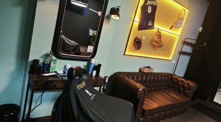 Loro Bello Barbería image 3