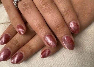 Elegant rosy manicured nails by I.T Nails - Home Service in Riyadh, Riyadh Province, SA.
