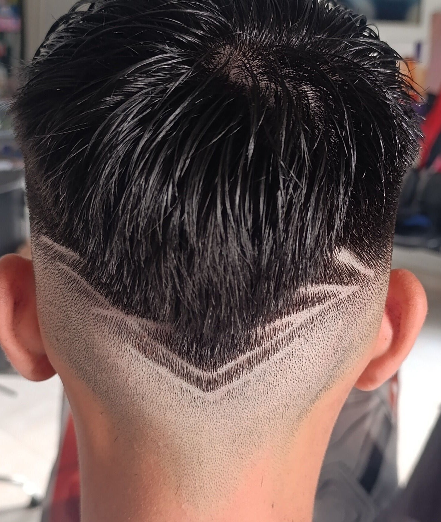 Diseño de corte moderno en JD Barber Shop, Palmira, Valle Del Cauca, CO.