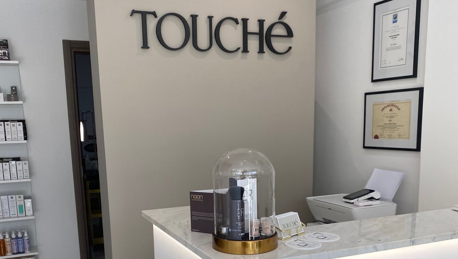 Touché image 1