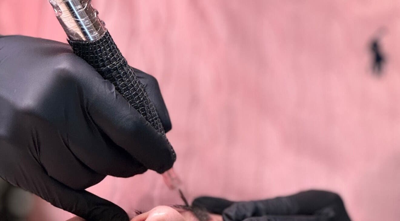 Presis mikropigmentering ved Beauty By Simanaviciene, Hobøl, Østfold, NO.