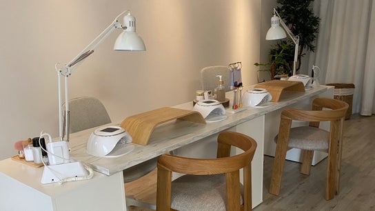Kell Sofia Care & Beauty Studio