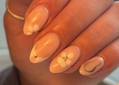 Floral nail art design at Biabs By Abs, Llansamlet, Wales, GB, featuring elegant polish and intricate detailing.