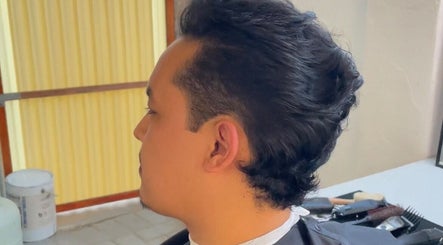 Kevs Barber Studio – kuva 2