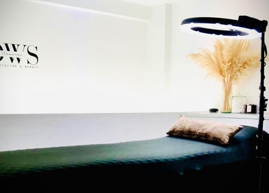 Sala de tratamiento en Brows By Lili Cázares, Santiago de Querétaro, Querétaro, MX. Ambiente moderno y relajante.