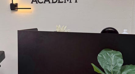 Danibrows Academy