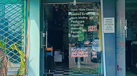 Kaffie Nails and Salon image 2