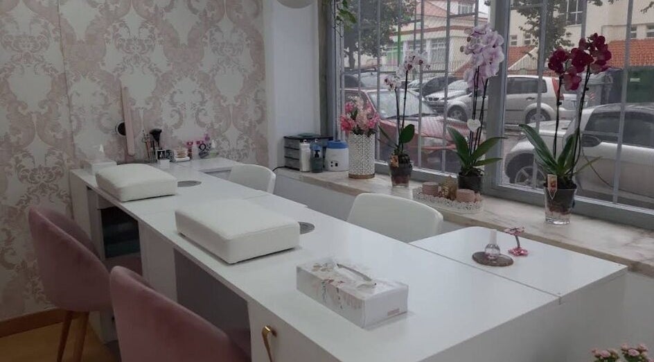 Interior elegante de Ana Melo - Estética & Cosmetologia Avançada em Agualva-Cacém, Agualva, PT.