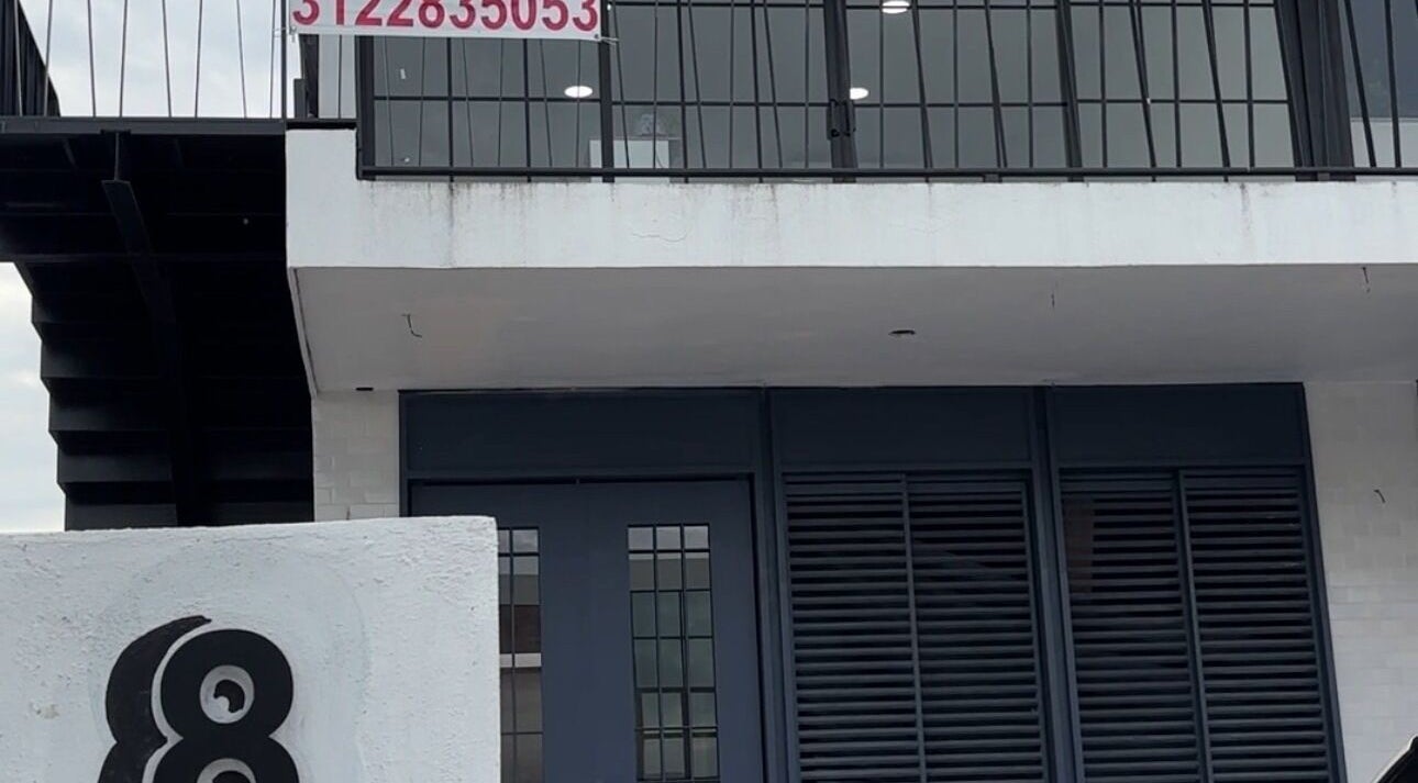 Entrada del salón Uñas pies y más Real De Caná en Ciudad De Villa De Álvarez, Colima, MX.