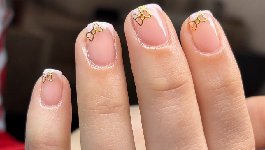 Nail Behavior image 1