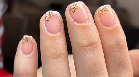 Nail Behavior