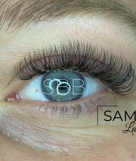 SAM BEE | Beauty Bar image 2
