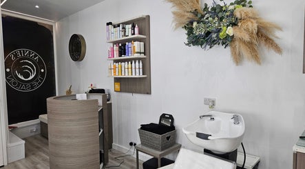 Annie's The Salon