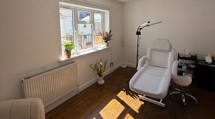 Rare Aesthetics UK