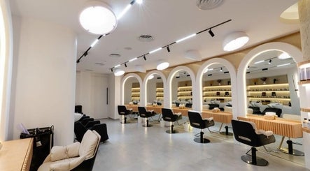 รูป Moon and Me Salon 2