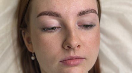 Brows by Madara image 2