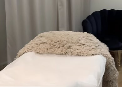 Cozy treatment area at Madara Z Beauty / Brows by Madara Centrs in Rīga, LV offering comfortable wellness.