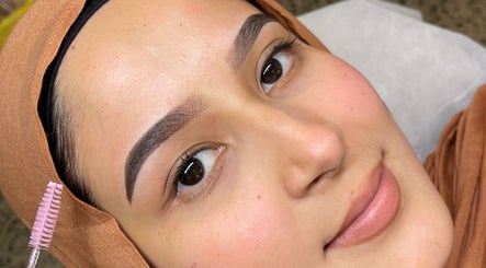 Bonita Brows Au, bilde 2
