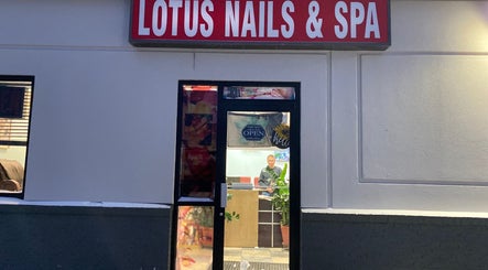 Lotus nails and spa kép 2