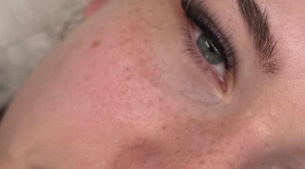 Closeup of expertly done lashes at Luxe Lash by DK in Newcastle upon Tyne, England, GB.