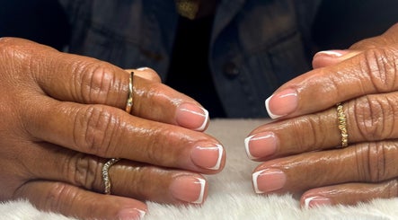 Nails latinas obrázek 3