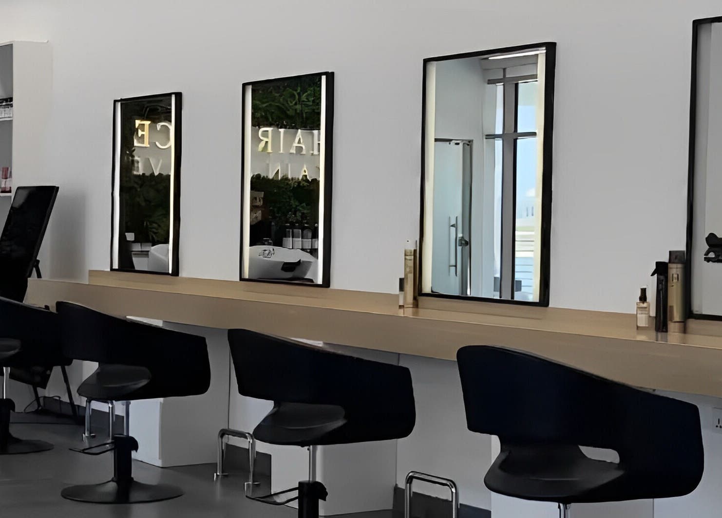 Modern styling stations at Hair Space Ladies Salon by Zain & Steve, Abu Dhabi, Abu Dhabi, AE.
