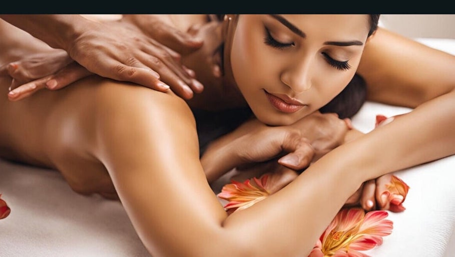 CKRDoorStepBodyMassageforFemale image 1
