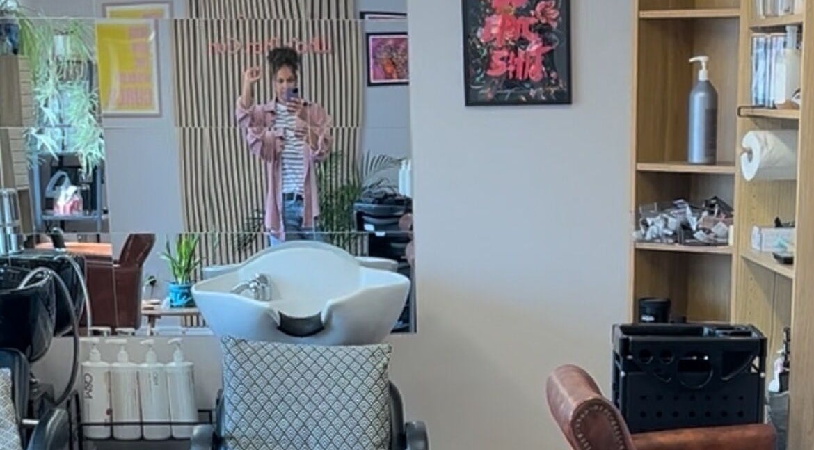 KW Hairdressing in Braywoodside, England, GB, showing a stylish wash station and decor.