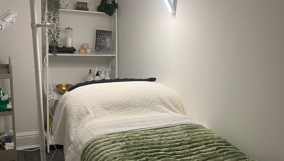 Emerald Skin Studio, bilde 1