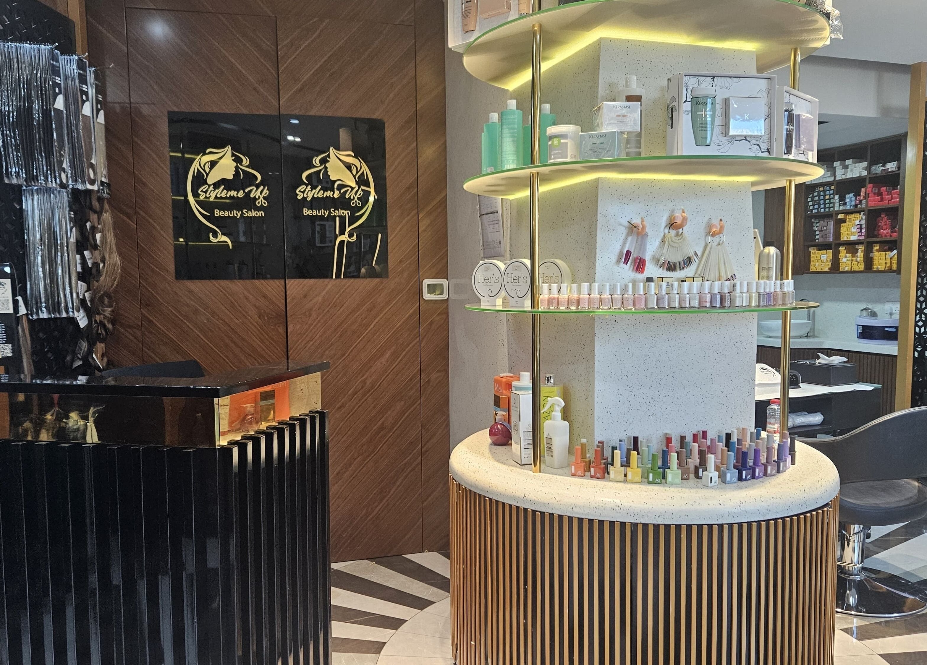 Entrance view of Style Me Up Beauty Salon in Dubai, AE showcasing modern decor and beauty products display.