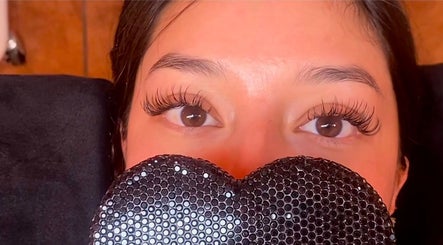 Lashes By Mar, bild 2